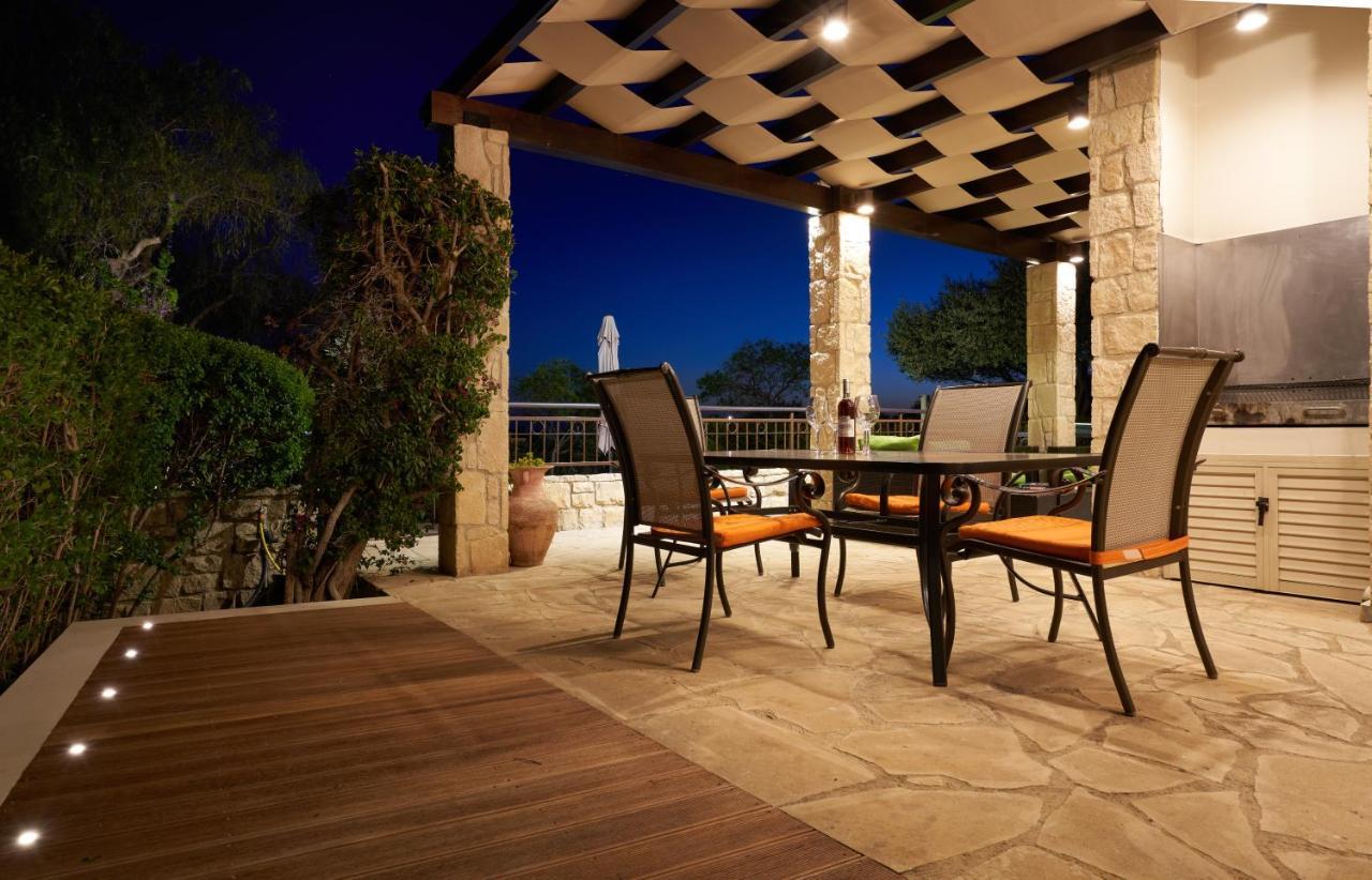3 Bedroom Villa Madelini With Private Pool, Aphrodite Hills Resort เกาเคลีย ภายนอก รูปภาพ