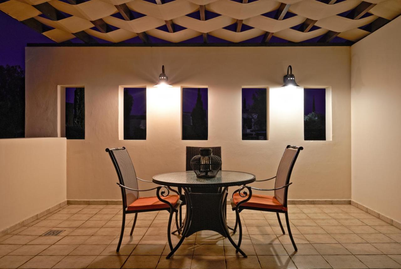 3 Bedroom Villa Madelini With Private Pool, Aphrodite Hills Resort เกาเคลีย ภายนอก รูปภาพ